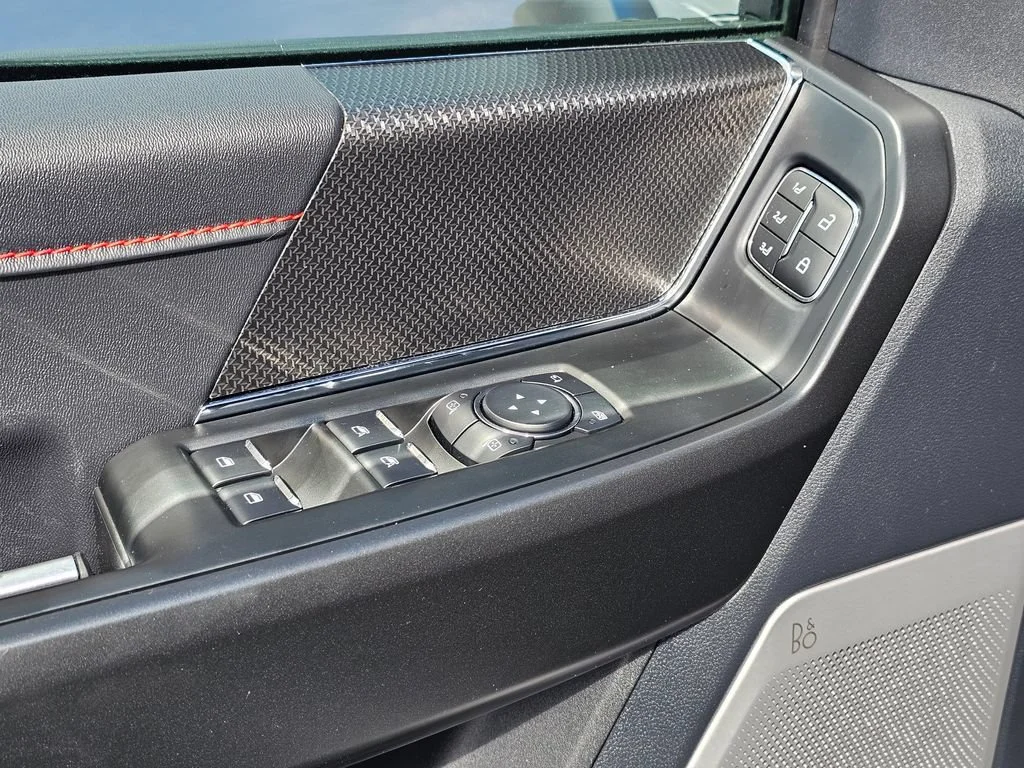 Used 2025 Oxford White Ford Raptor image 16
