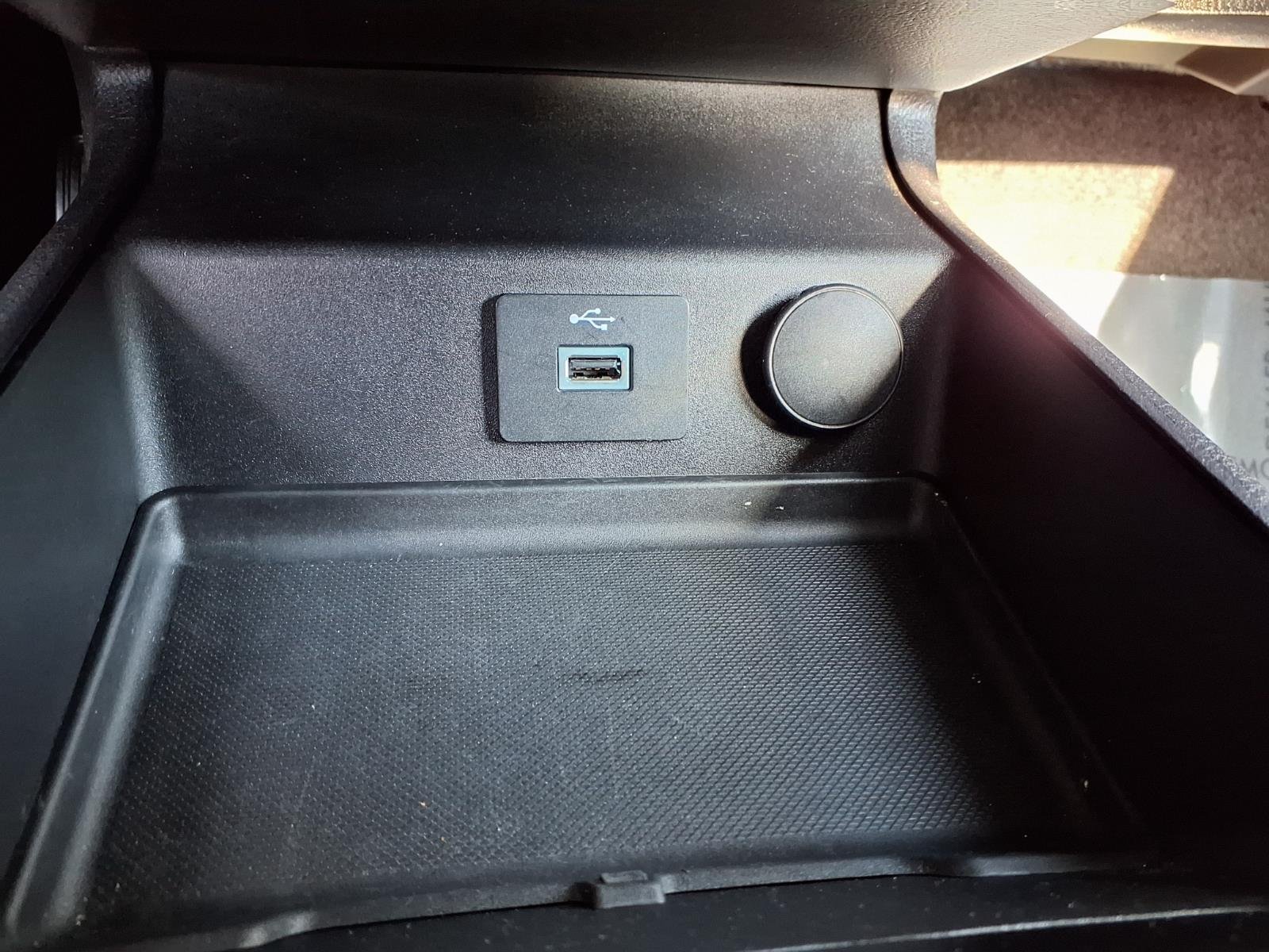 Used 2018 Gray Ford S image 10