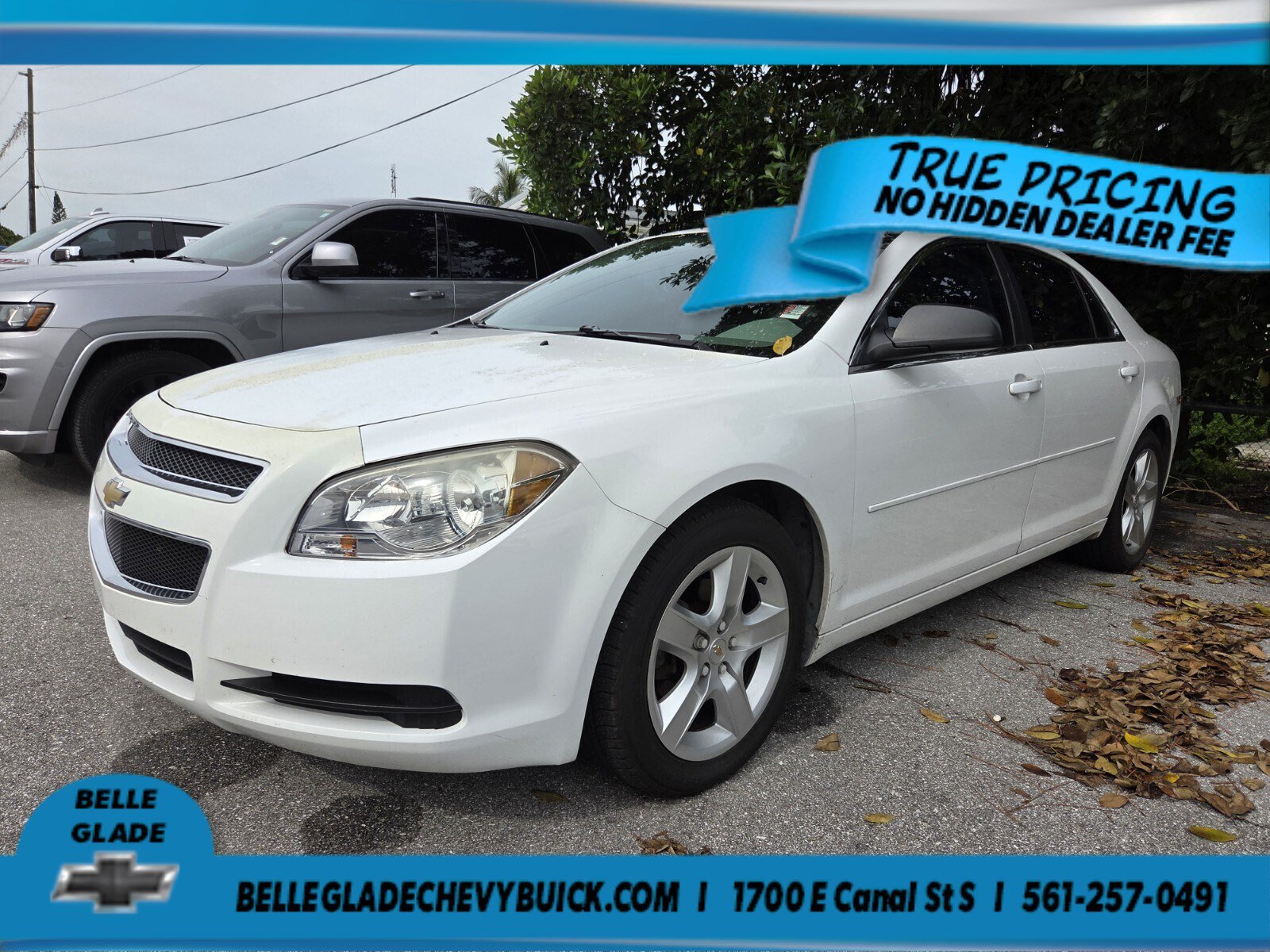 Used 2012 Summit White Chevrolet LS w/1LS image 1