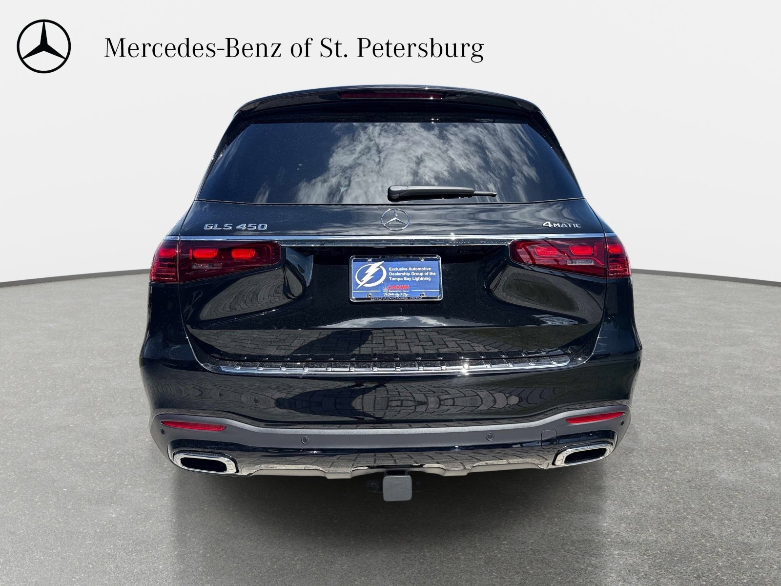 New 2026 Black Mercedes-Benz 450 4MATIC® SUV image 9