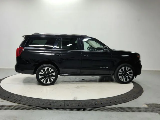 Used 2025 Black Ford Platinum image 9