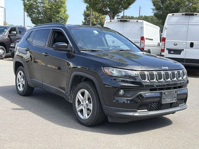 Used 2024 Black Jeep Latitude image 6