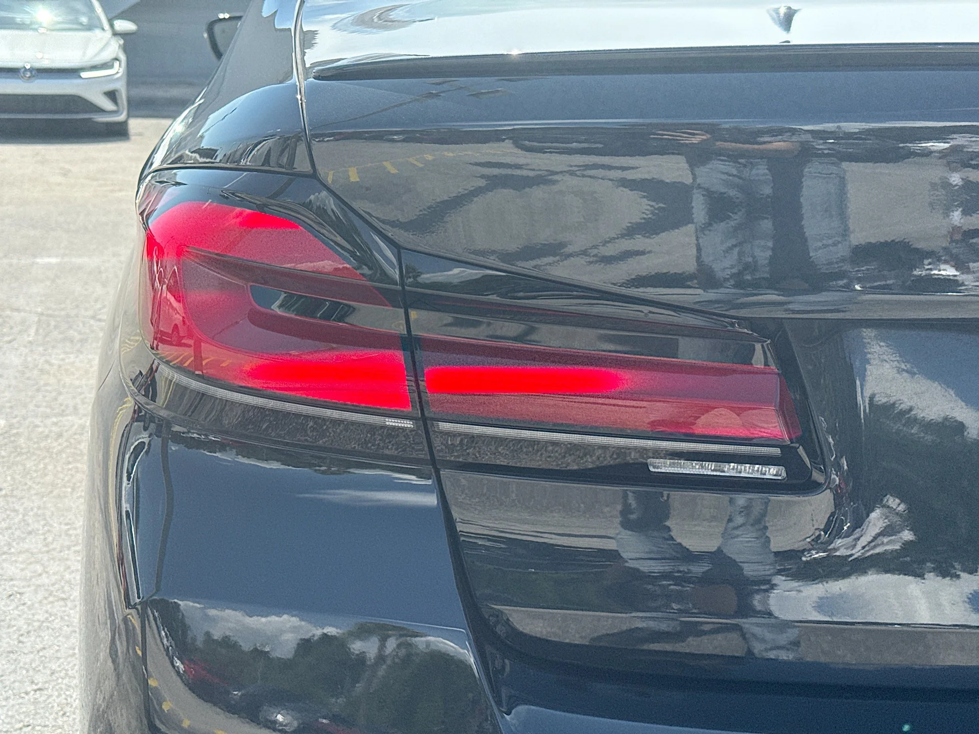 Used 2023 Black Sapphire Metallic BMW 530i image 10