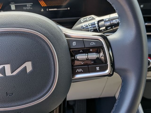 Certified Used 2025 White Kia EX image 19