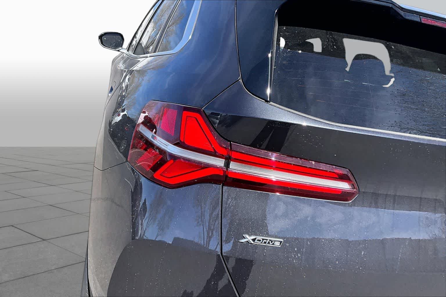 2026 BMW X3 30 - Photo 14