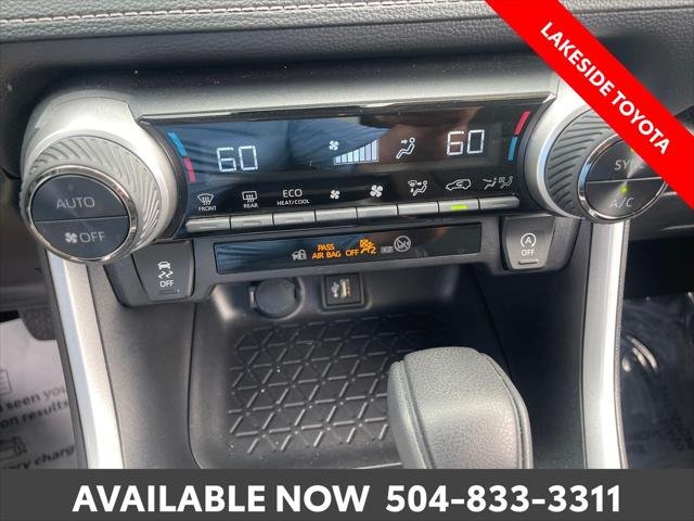 Certified Used 2025 SILVER SKY METALLIC Toyota  image 32