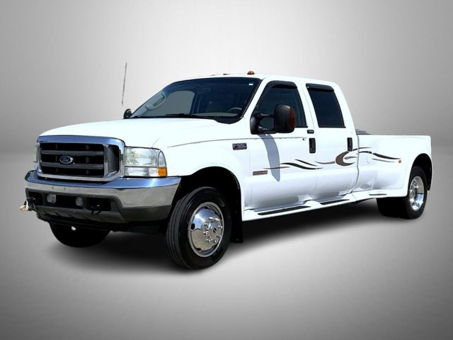 2004 Ford F-550SD Lariat