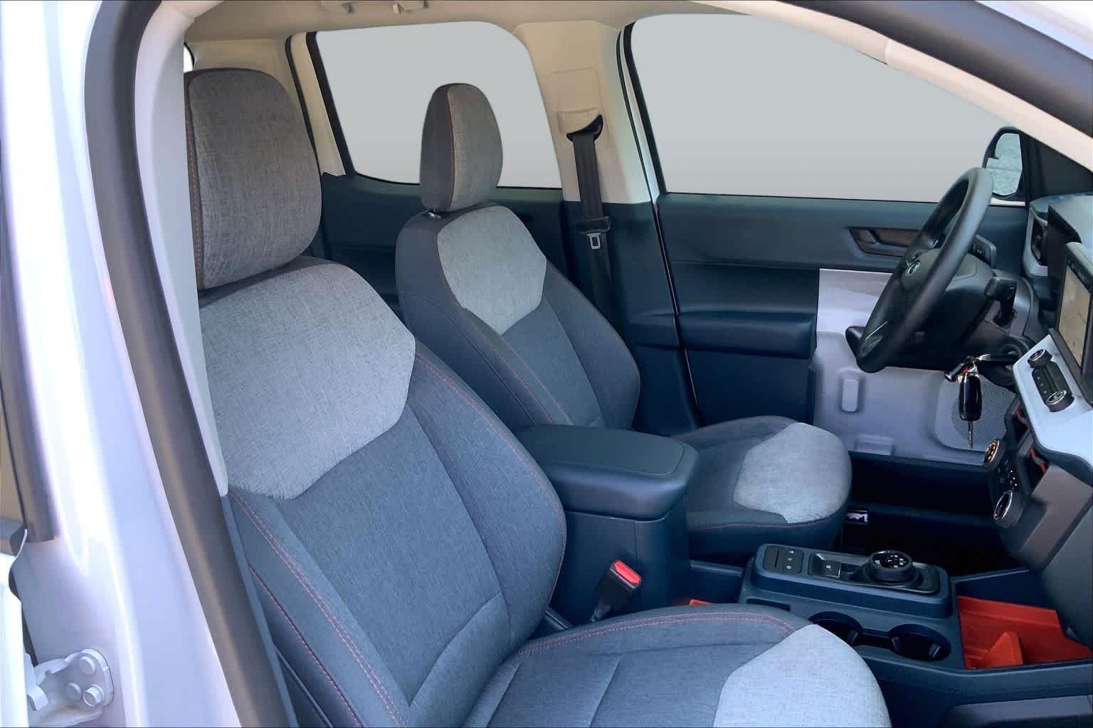 Used 2024 Oxford White Ford XLT image 9