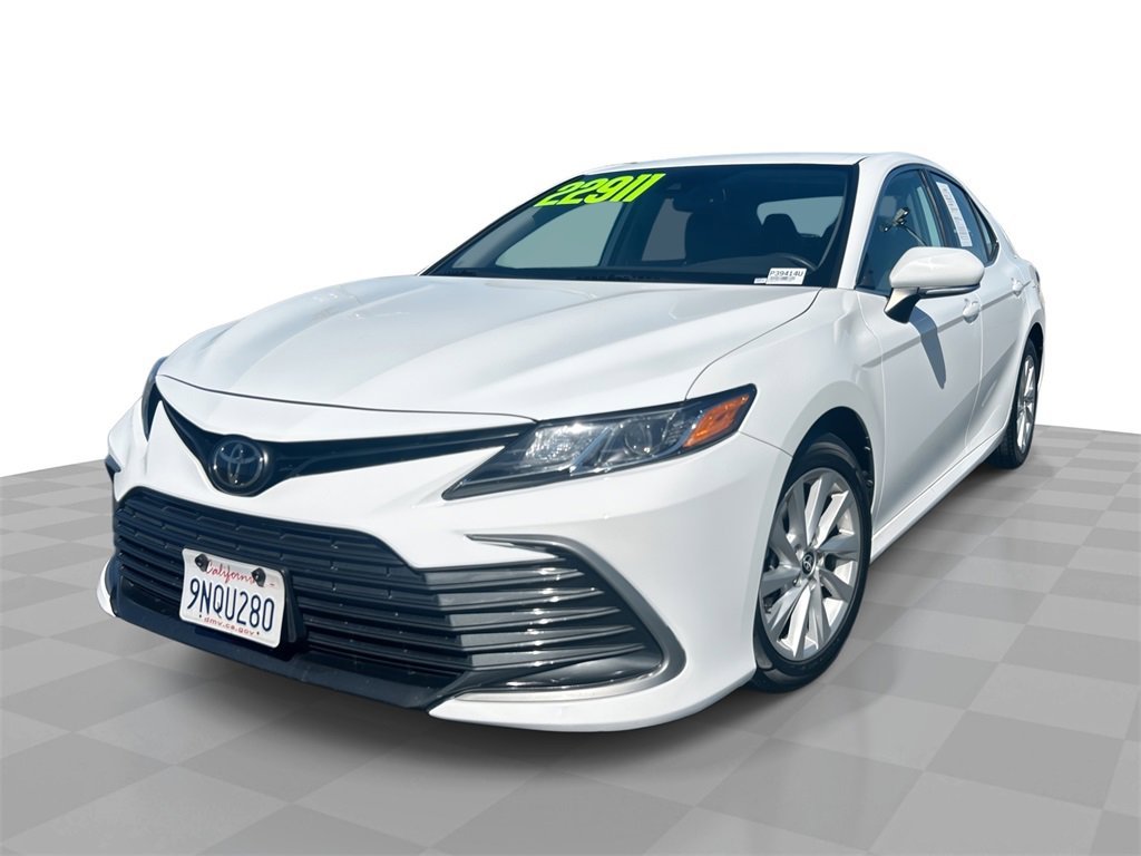 2023 Toyota Camry LE