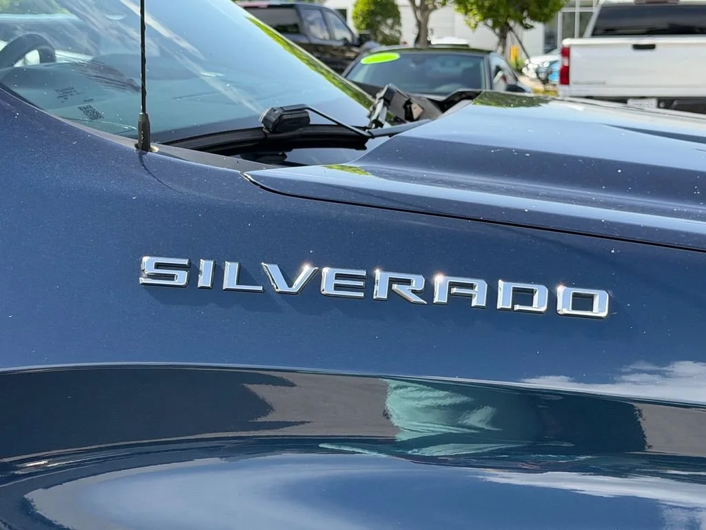 Certified Used 2021 NORTHSKY BLUE METALLIC Chevrolet Custom image 10