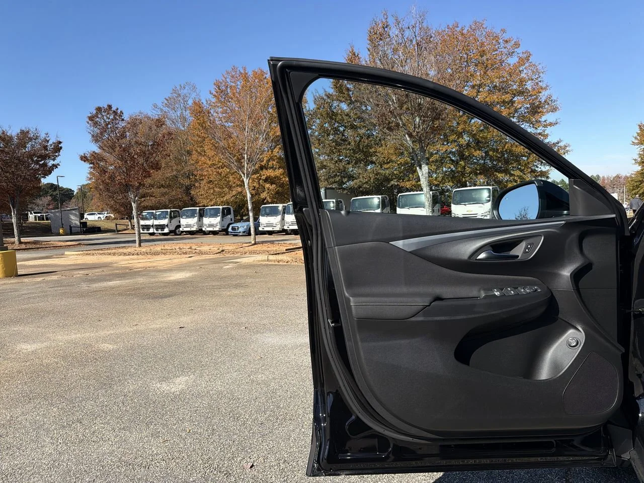New 2026 Ebony Twilight Metallic Buick Preferred image 18