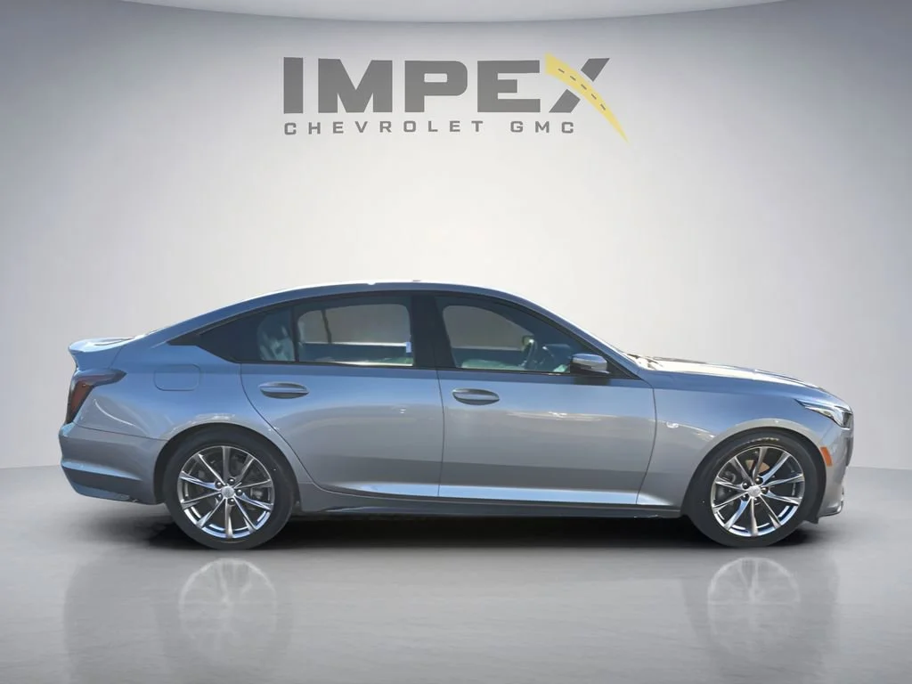 Used 2023 Argent Silver Metallic Cadillac Sport image 7