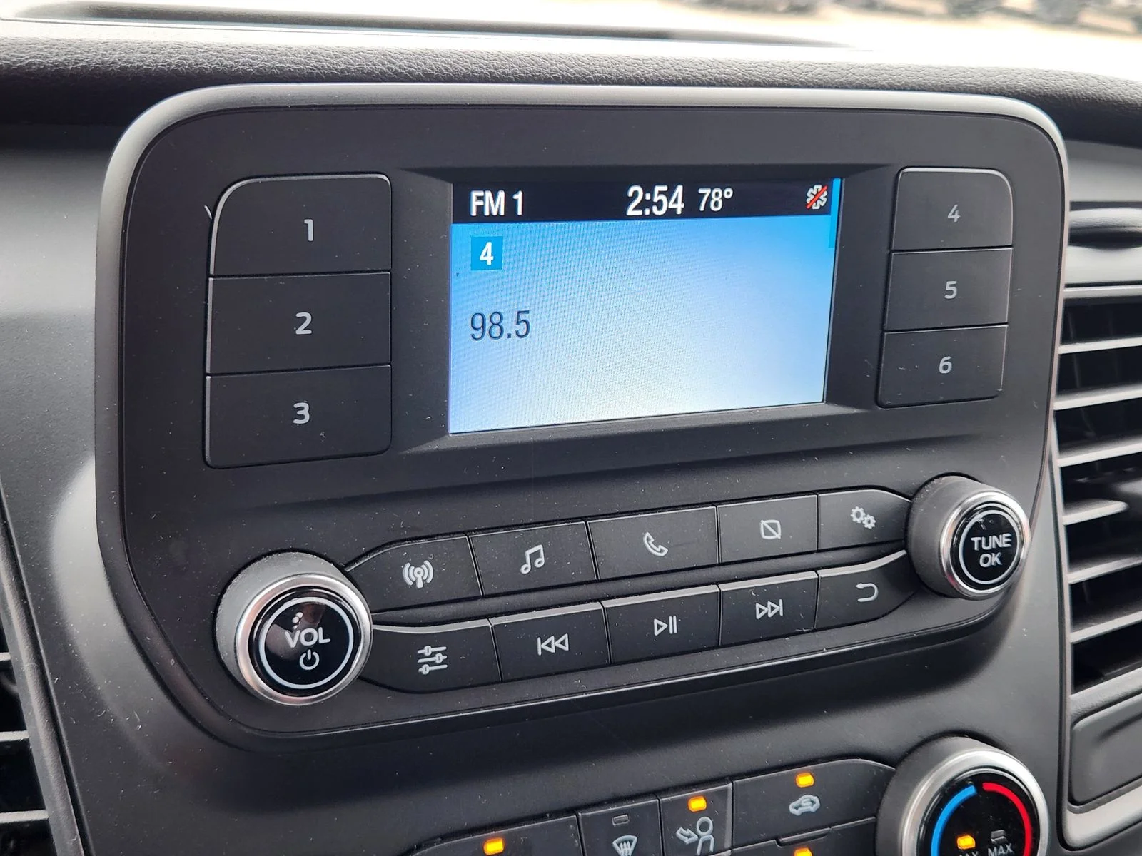 Used 2023 White Ford Base image 16