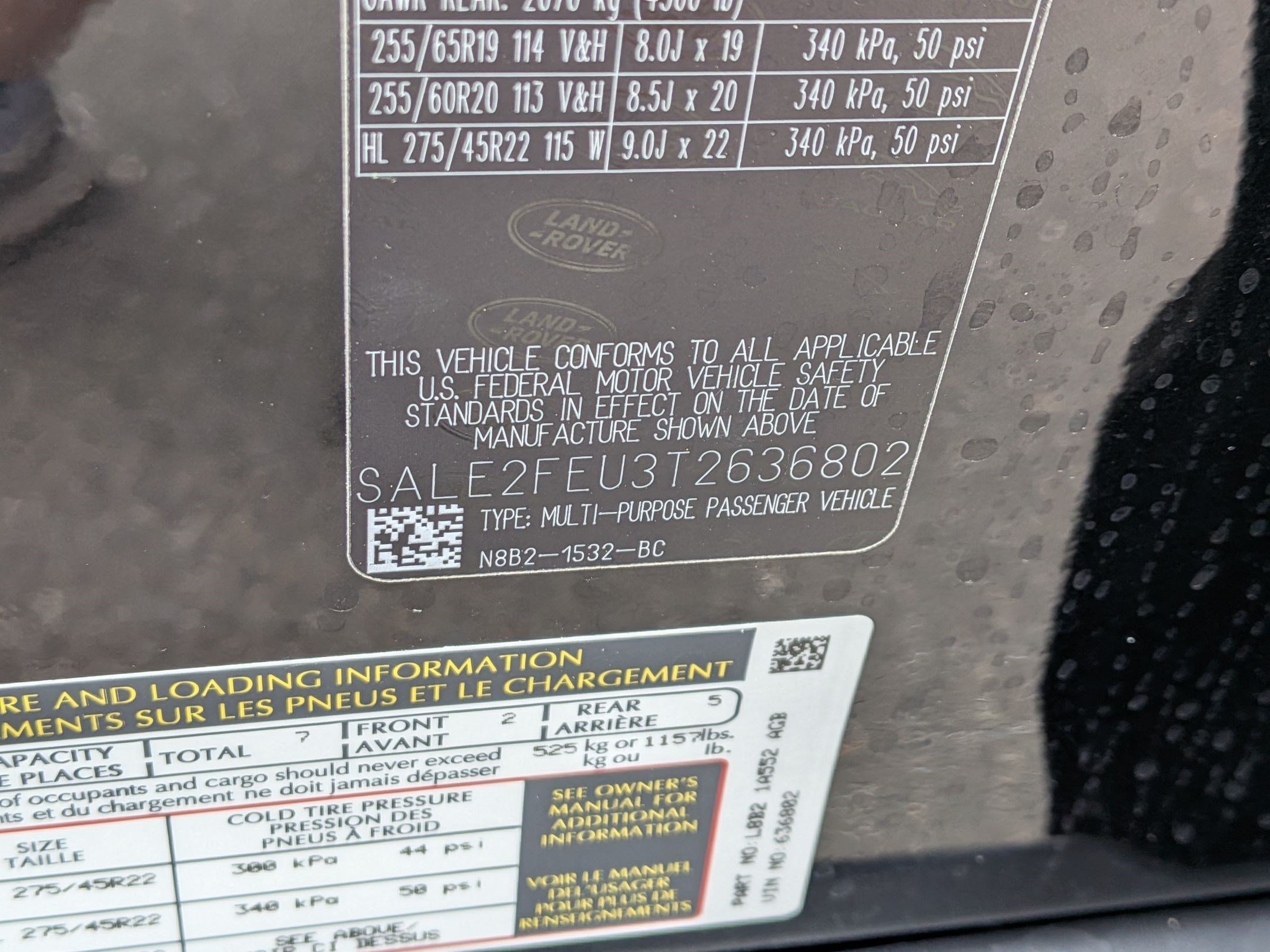 New 2026 Santorini Black Land Rover P400 X-Dynamic SE image 33