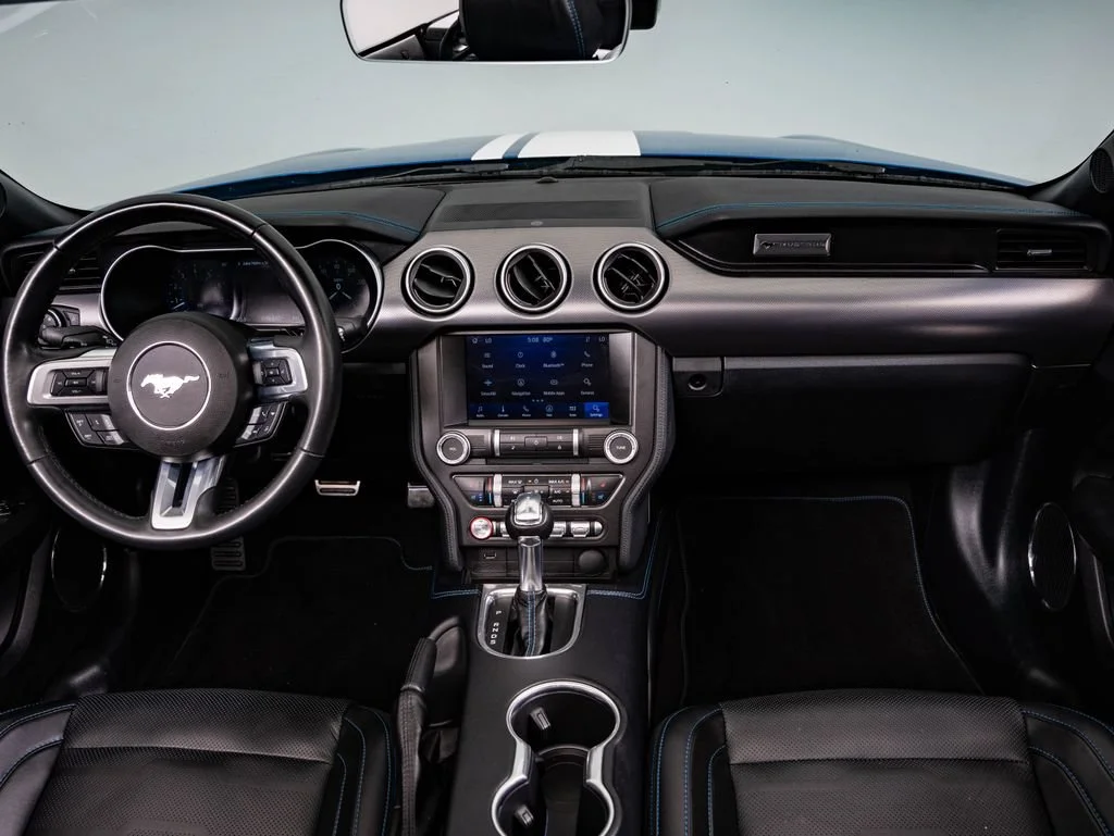 Used 2021 Velocity Blue Metallic Ford GT Premium image 39