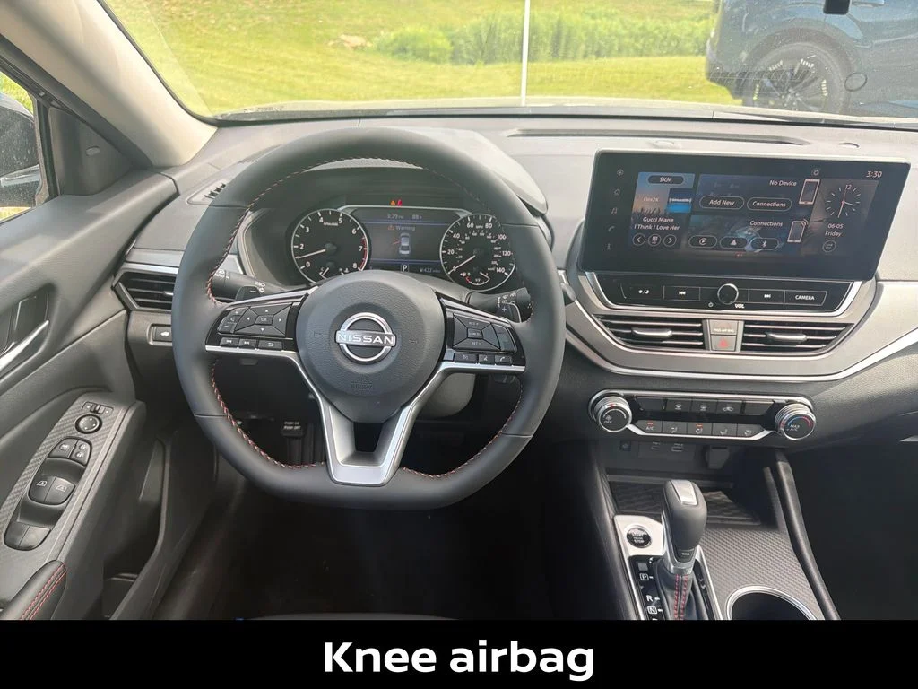 New 2026 Black Nissan 2.5 SR image 17