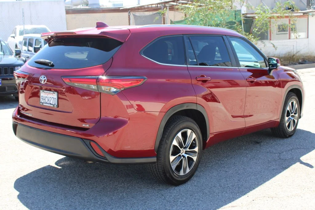 Used 2023 Red Toyota XLE image 4