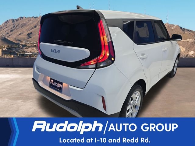 Used 2025 White Kia LX image 5