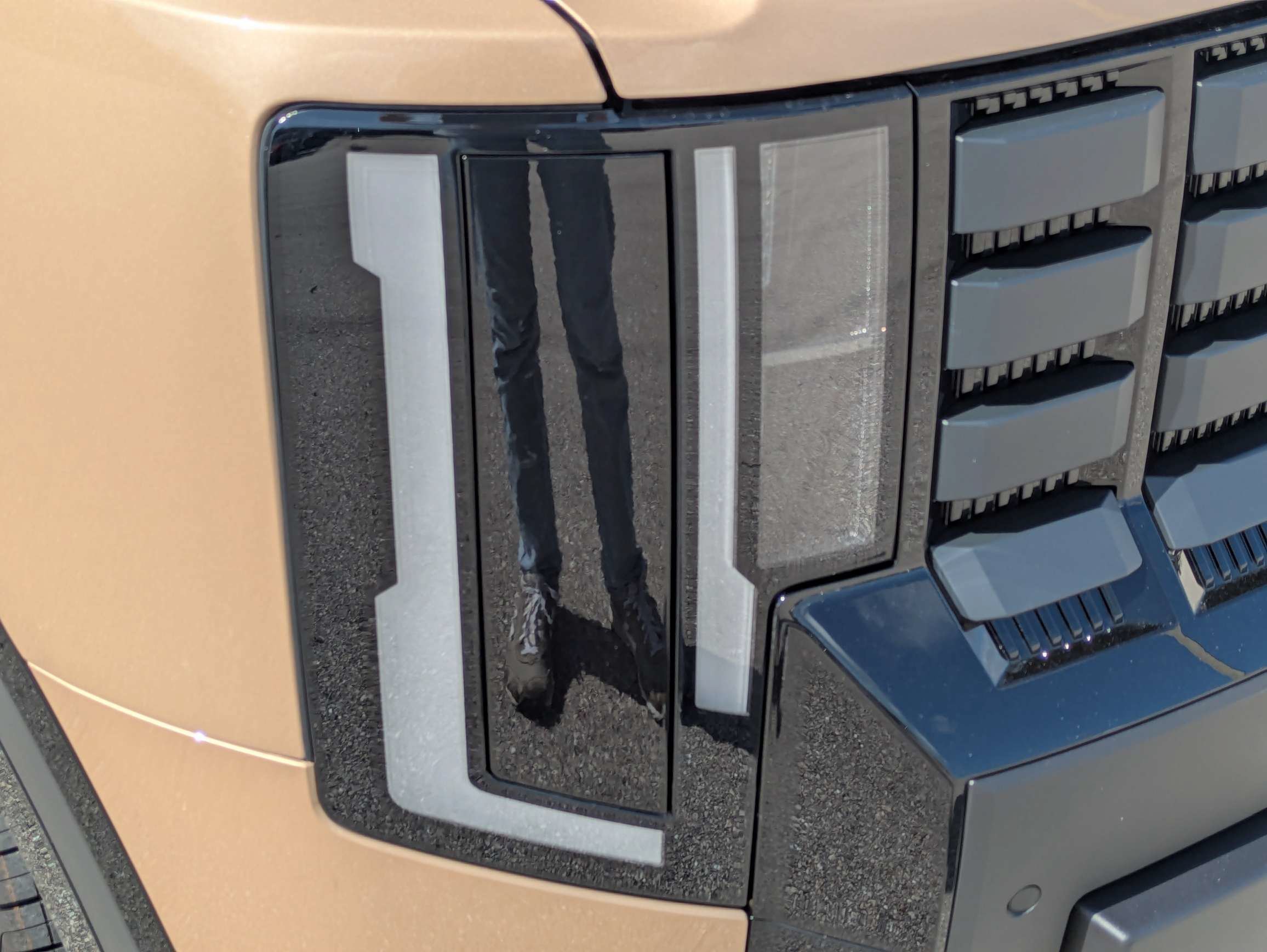 New 2027 Terrain Brown Kia X-Line EX image 10