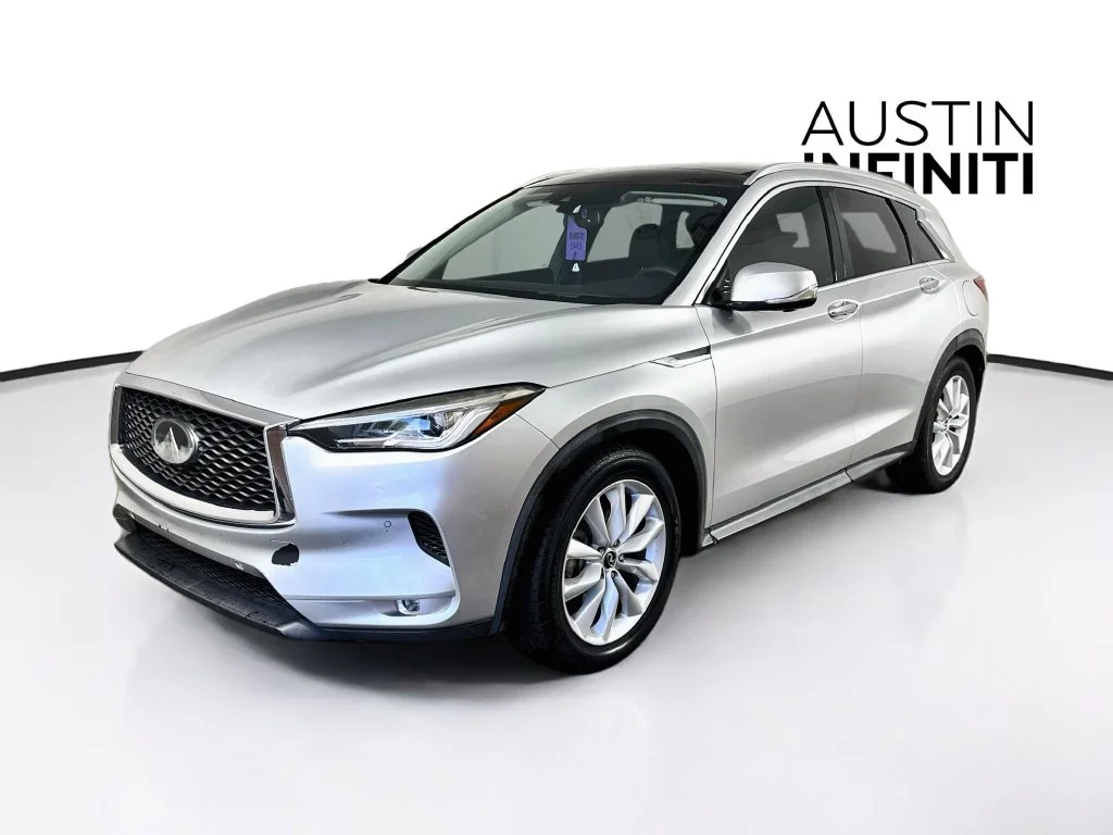 Certified Used 2019 Silver INFINITI ESSENTIAL image 3