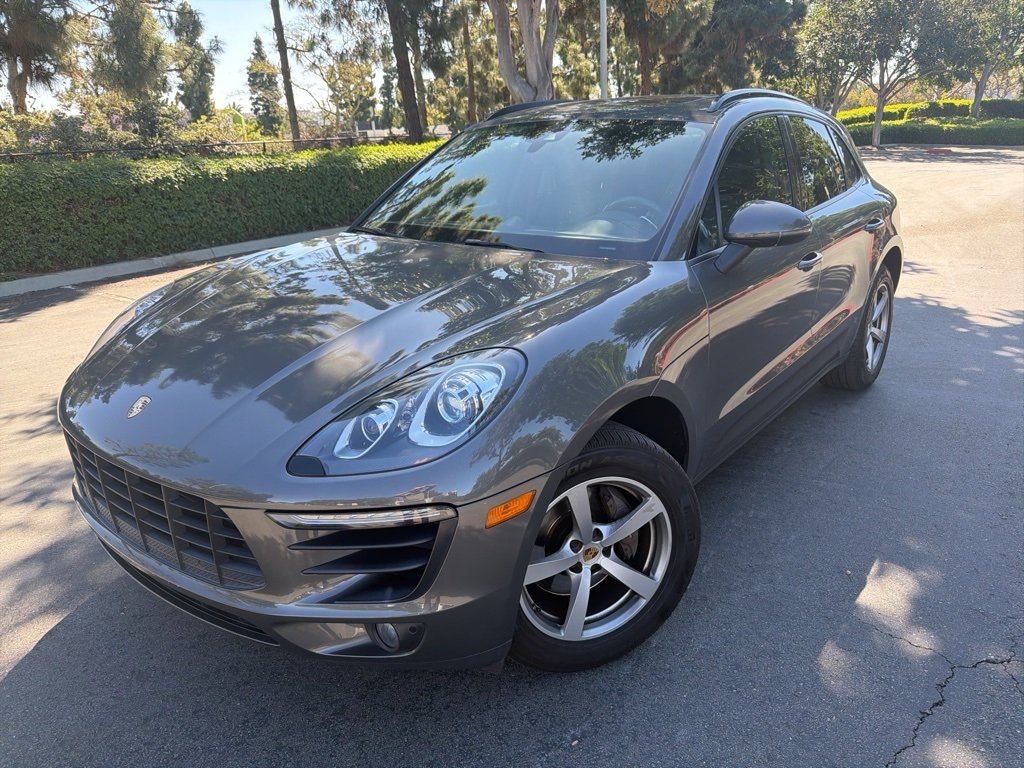 2018 Porsche Macan Base