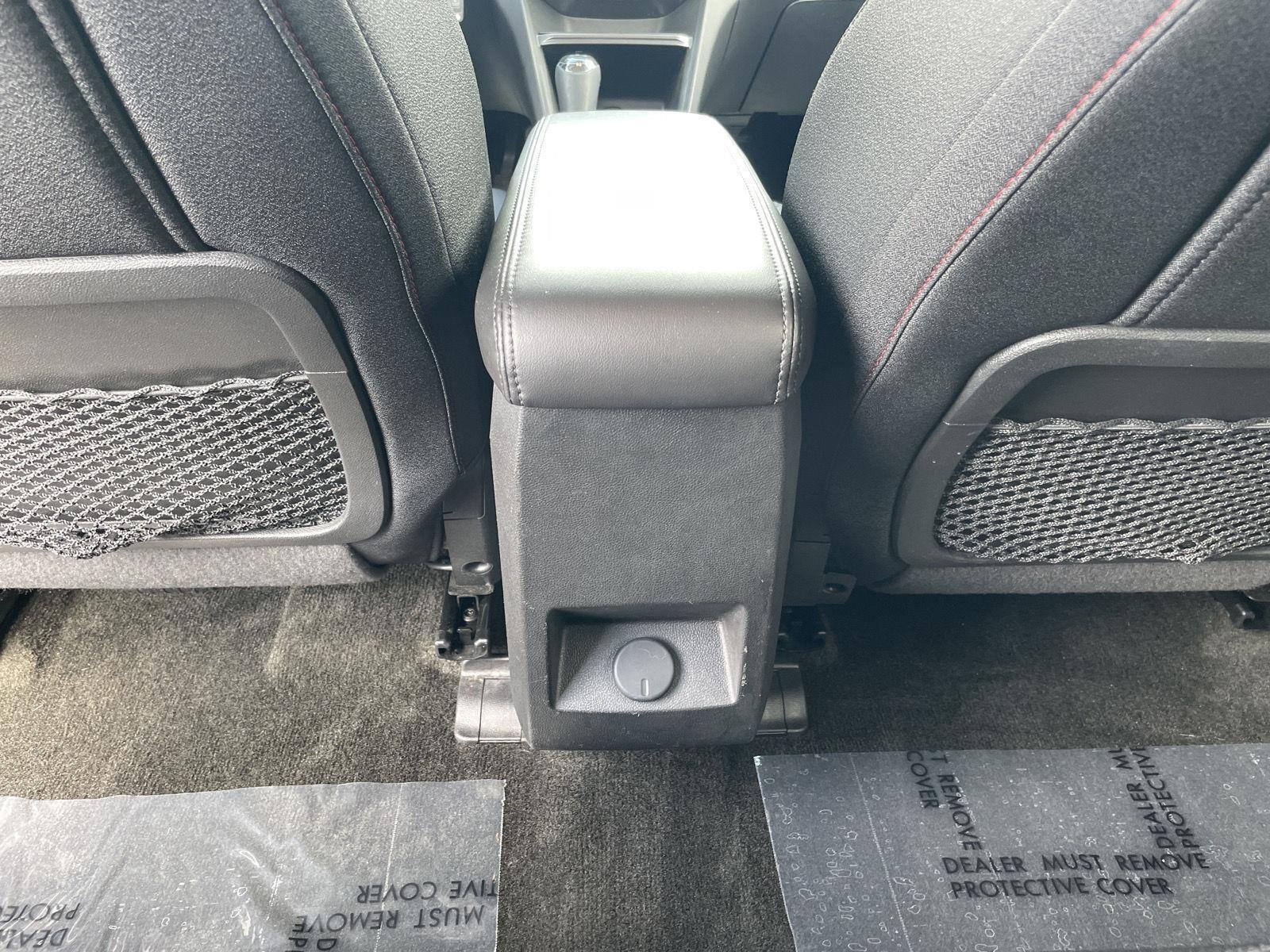 Used 2017 Quicksilver Metallic GMC SLE image 18