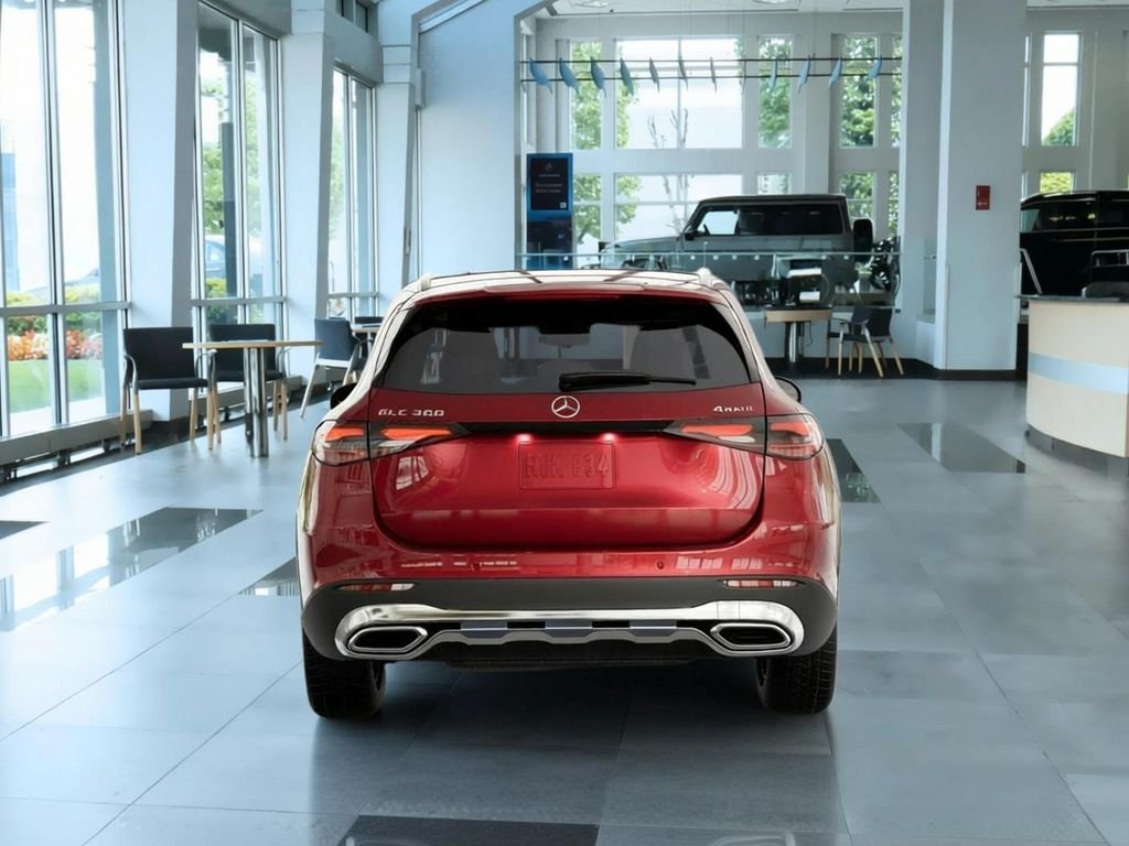 New 2026 MANUFAKTUR Patagonia Red Metallic Mercedes-Benz GLC 300 image 24