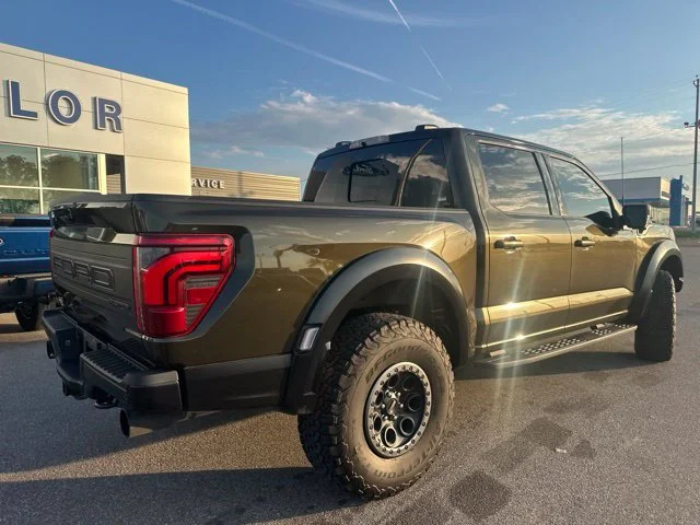 Used 2024 Green Ford Raptor image 22
