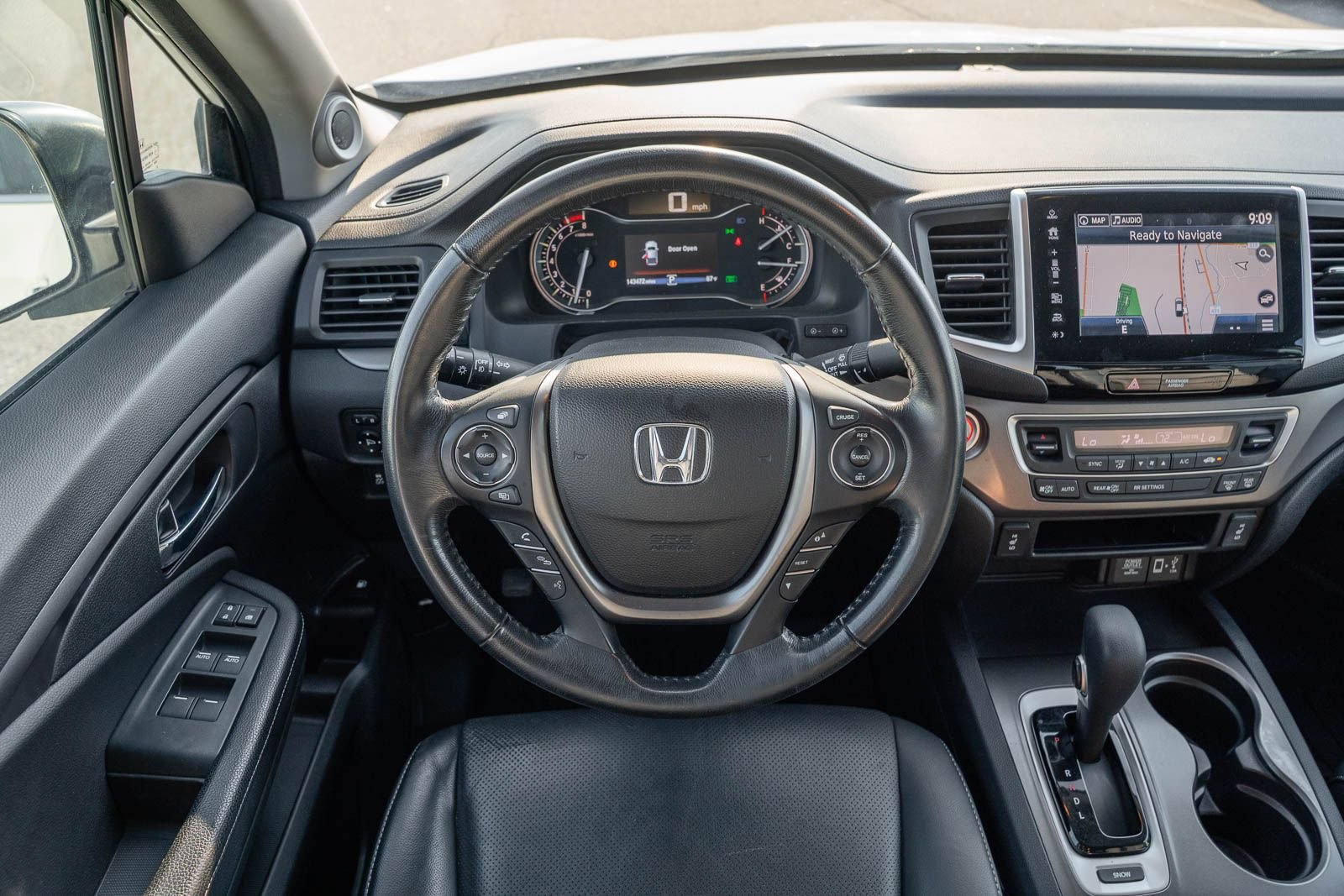 Used 2017 White Honda RTL-T image 25