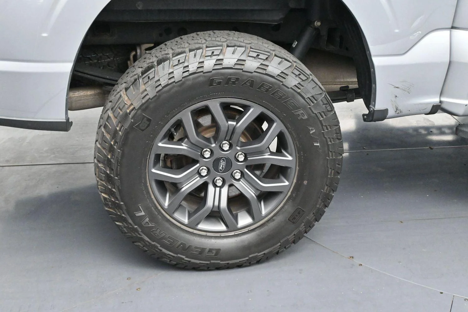 Used 2023 Iconic Silver Ford Tremor image 36