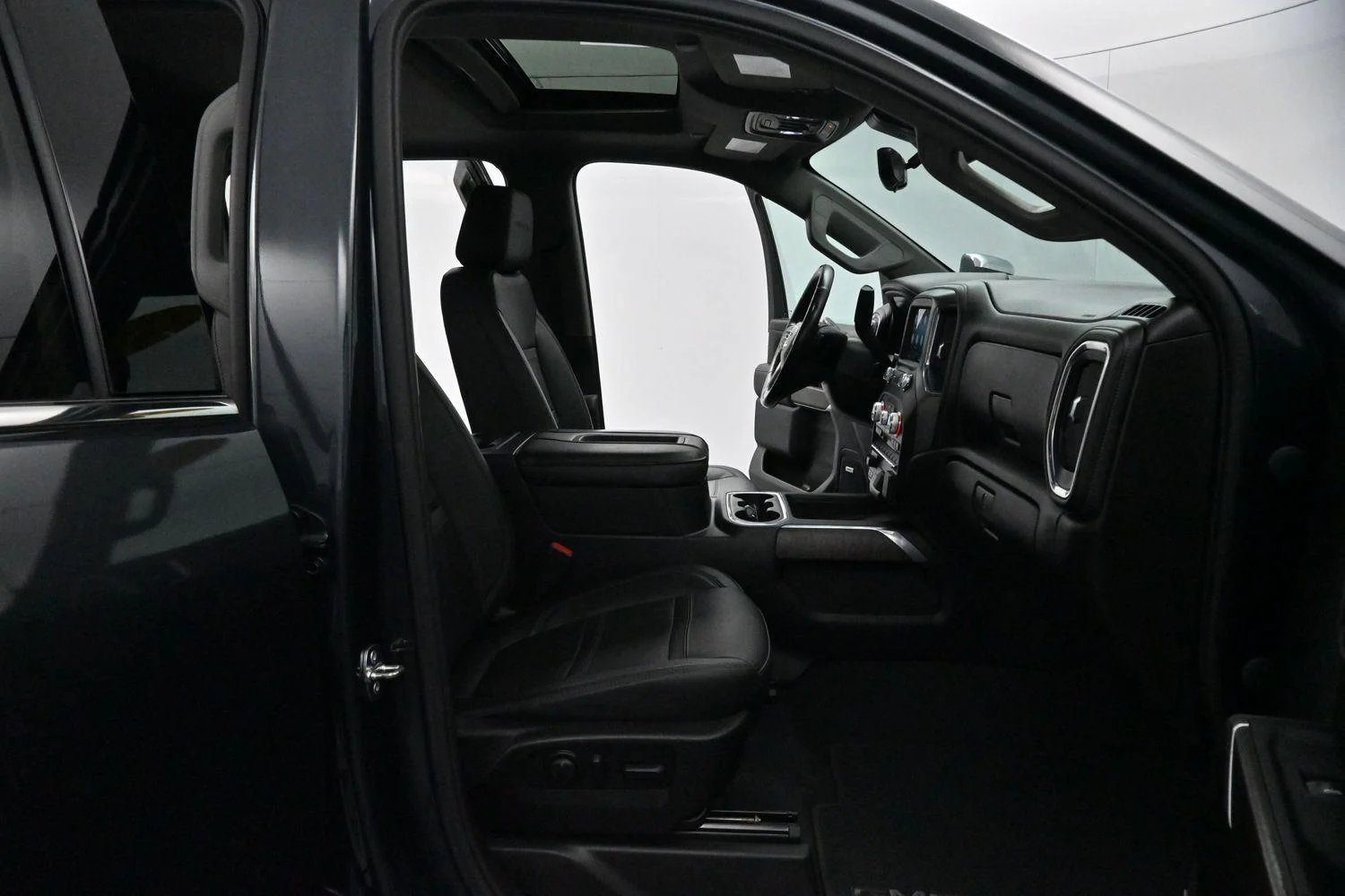 Used 2022 Hunter Metallic GMC Denali image 32