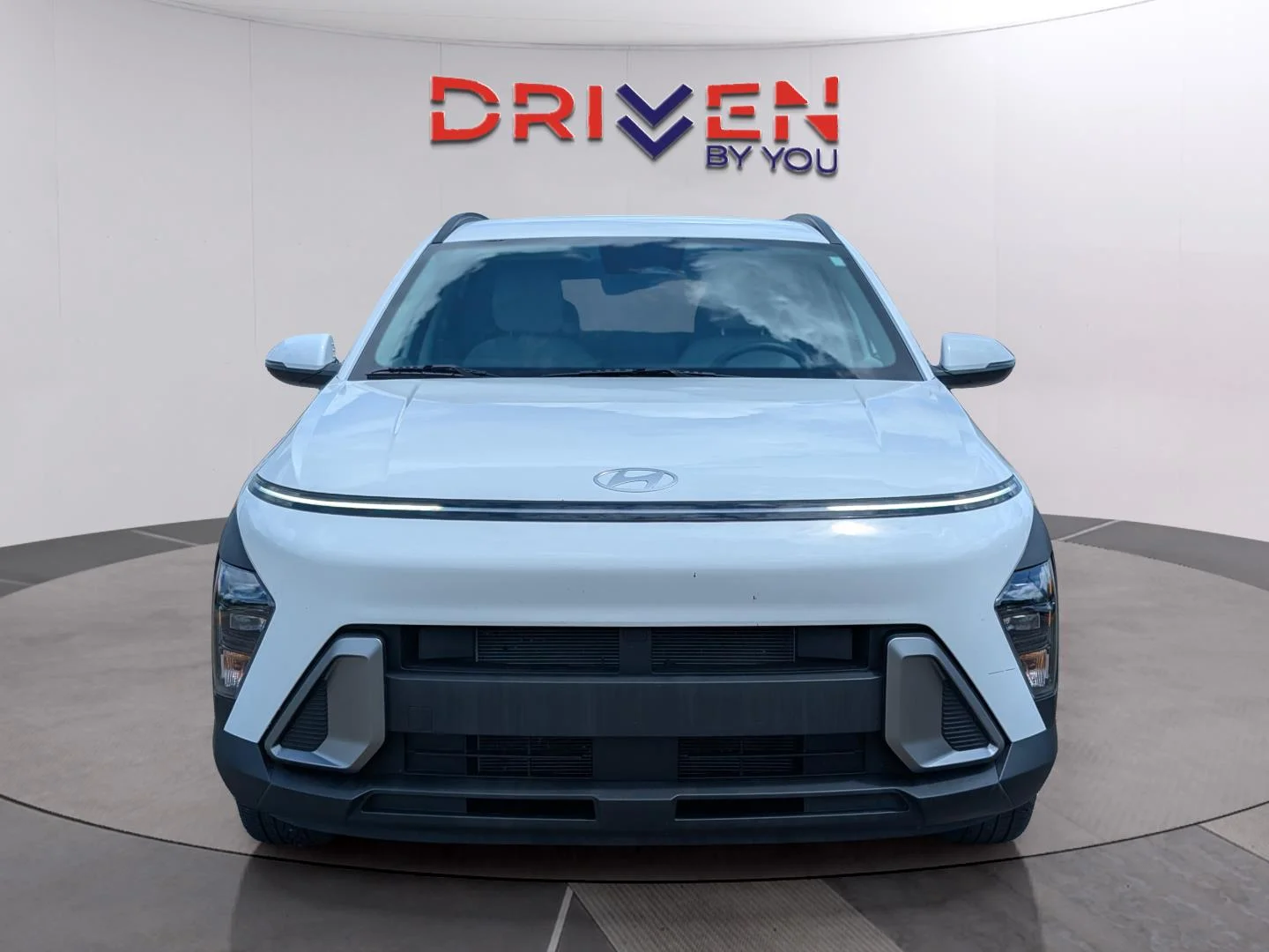 Used 2025 Atlas White Hyundai SEL image 7