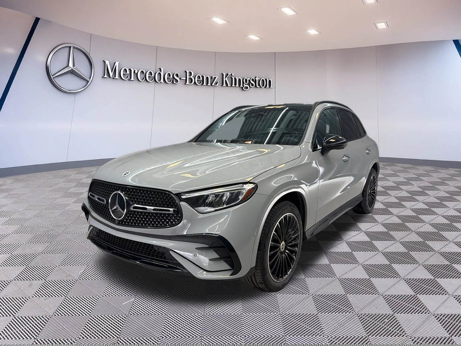 Used 2026 Light gray Mercedes-Benz GLC 300 image 9