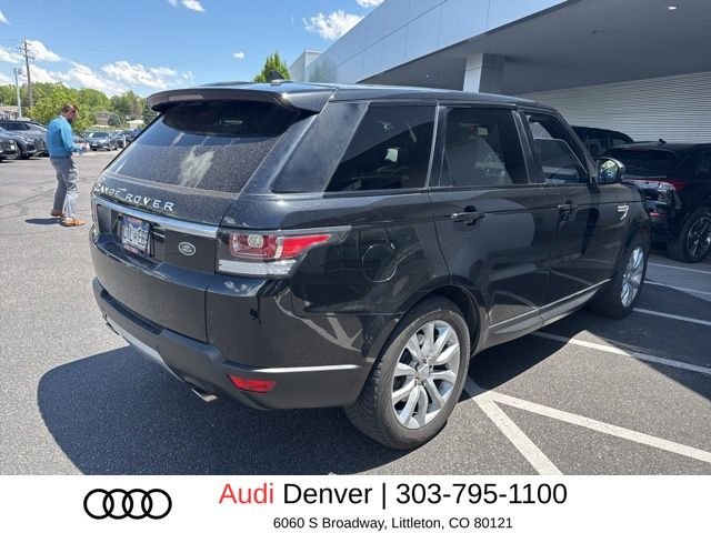 Used 2016 Black Land Rover 3.0L V6 Supercharged HSE image 3