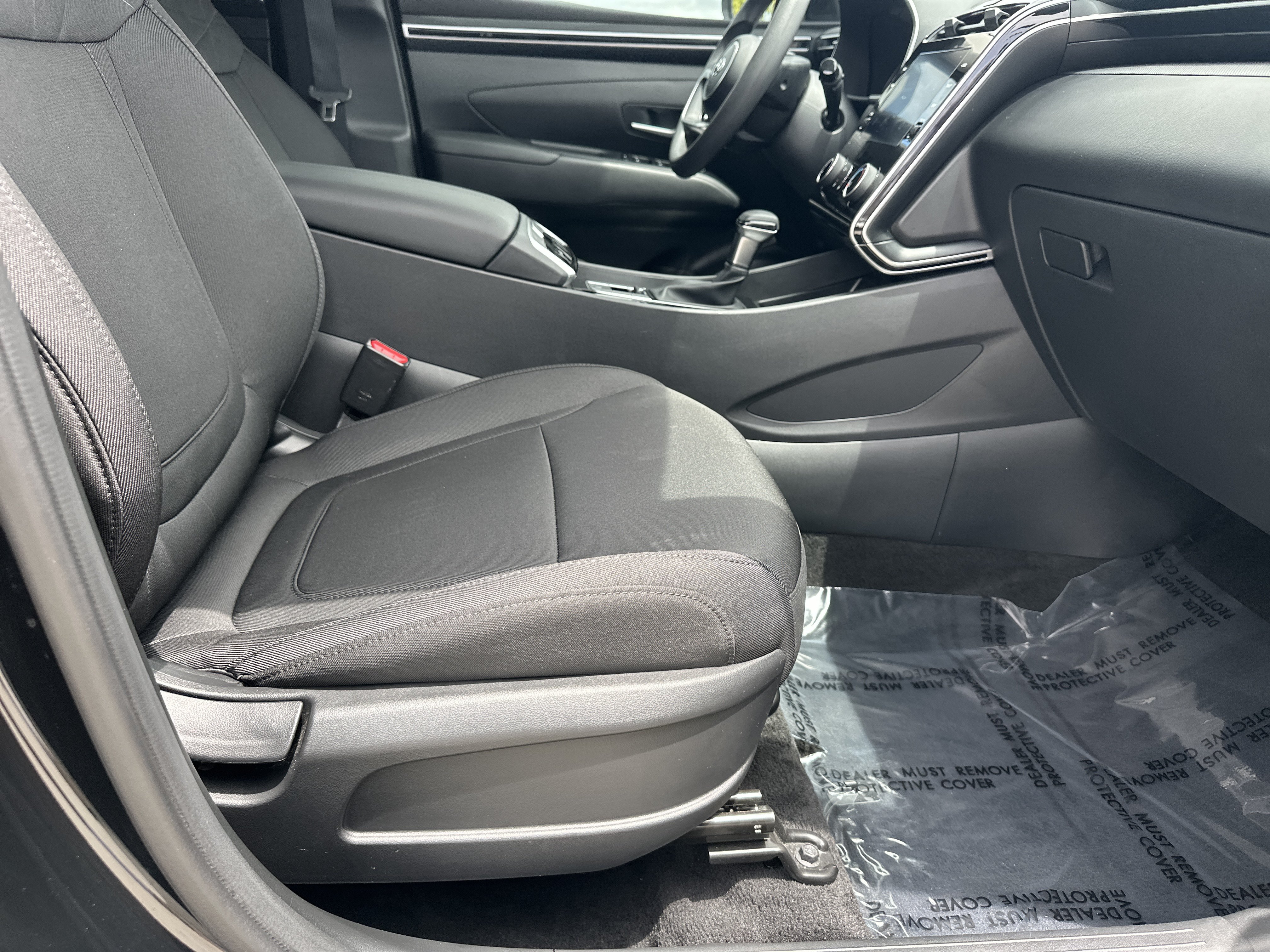 Used 2022 Phantom Black Hyundai SEL image 16
