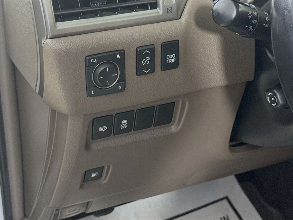 Used 2019 Starfire Pearl Lexus Premium image 13
