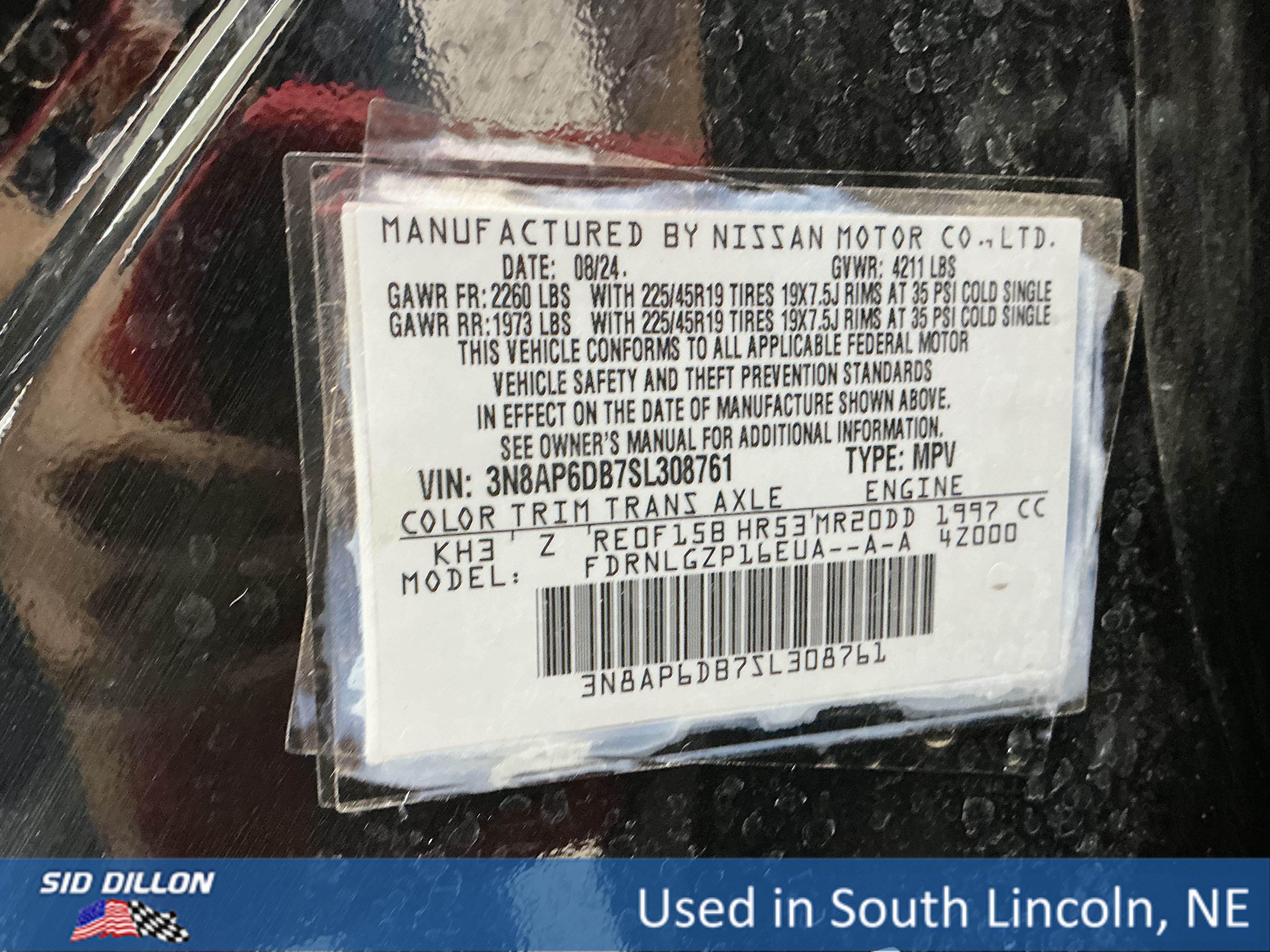 Used 2025 Super Black Nissan SR image 13