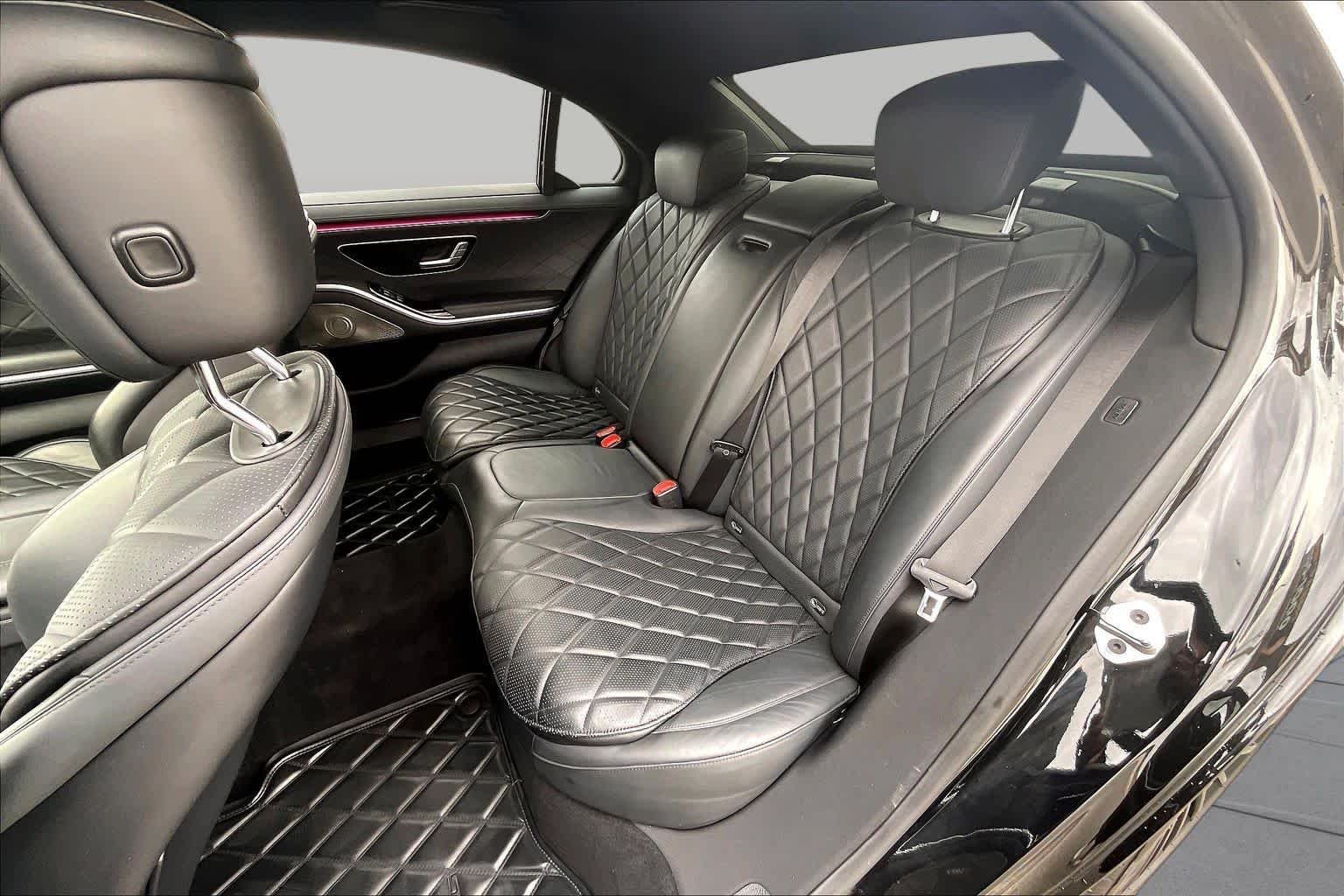 Used 2023 Obsidian Black Mercedes-Benz S 580 image 19