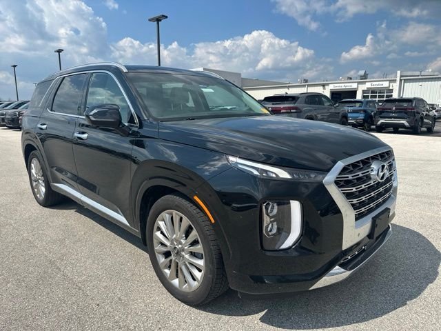 Used 2020 Becketts Black Hyundai Limited image 1