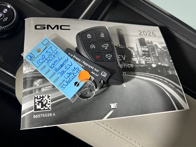 2026 GMC HUMMER EV 2X - Photo 13