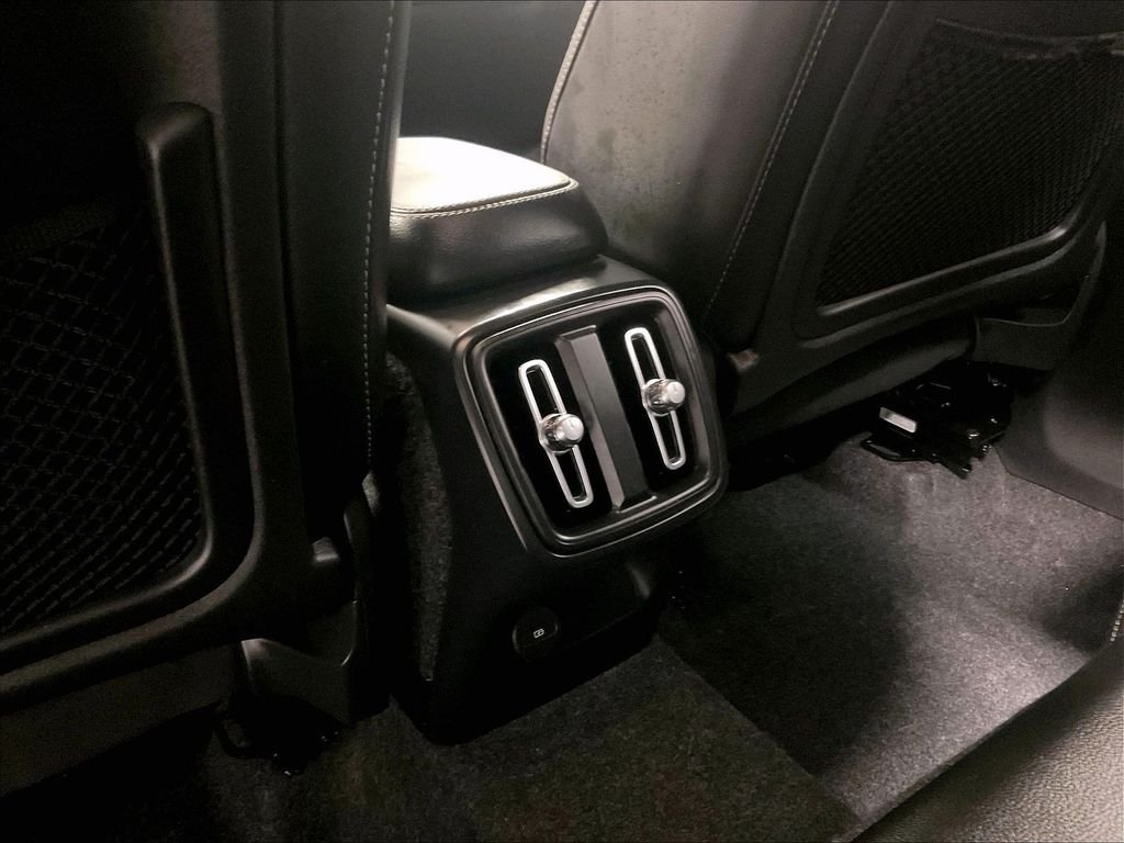 Used 2026 Blue Volvo B5 Core image 28