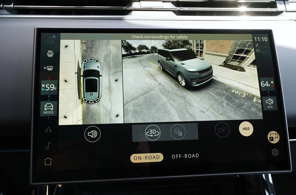 New 2026 Santorini Black Land Rover Dynamic SE image 31