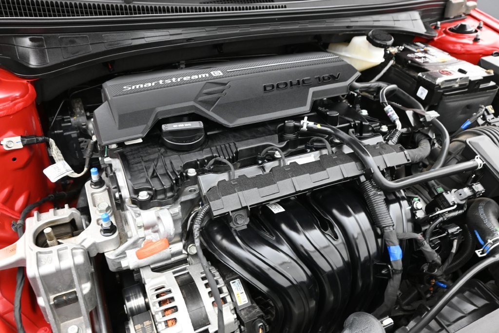 Certified Used 2022 Red Hyundai SEL image 22