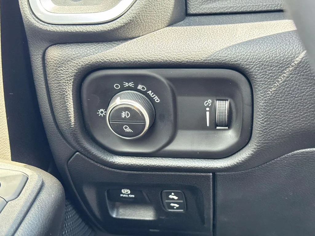 2025 RAM 1500 Big Horn/Lone Star - Photo 18