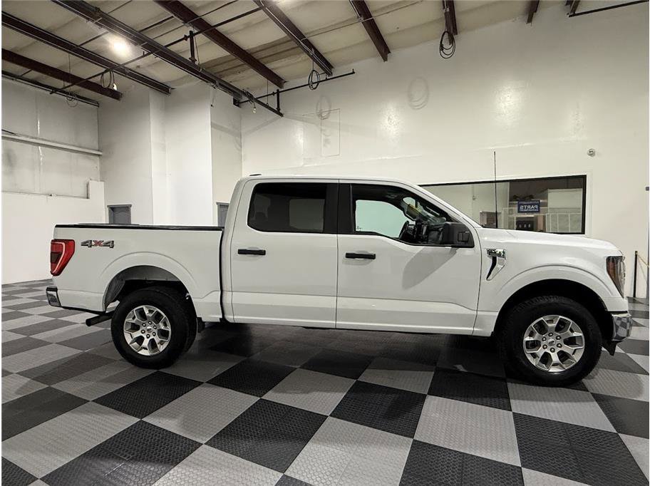 2023 Ford F-150 XLT photo 4