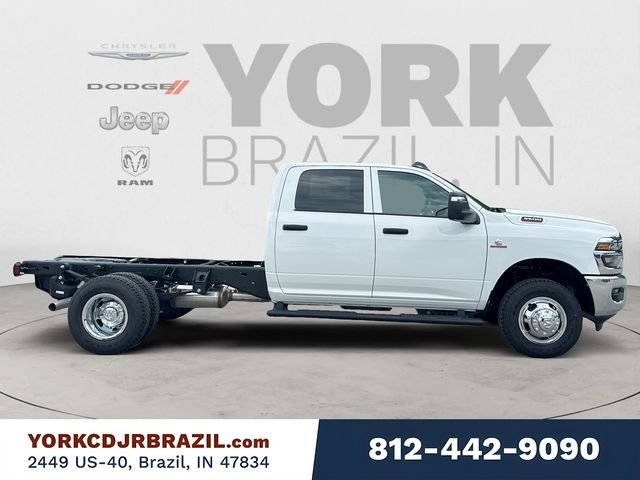 New 2026 Bright White Clear-Coat Exterior Paint RAM Tradesman image 6