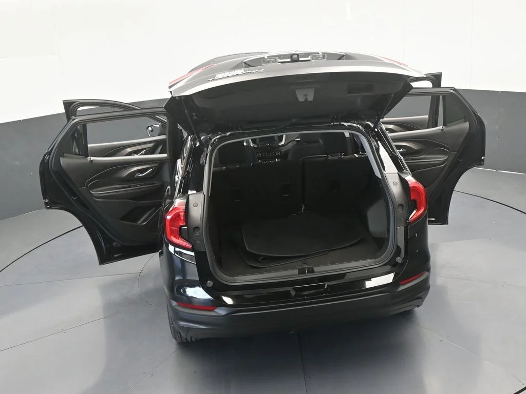Used 2023 Ebony Twilight Metallic GMC SLE image 62