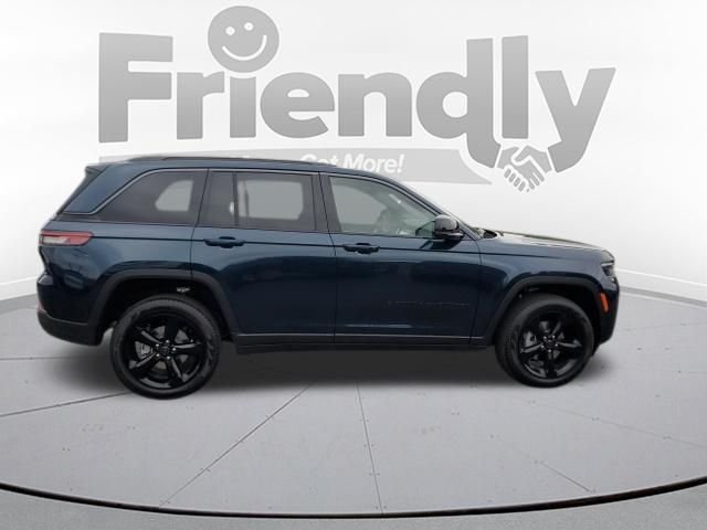 New 2027 Fathom Blue Pearl-Coat Paint Jeep Limited image 6