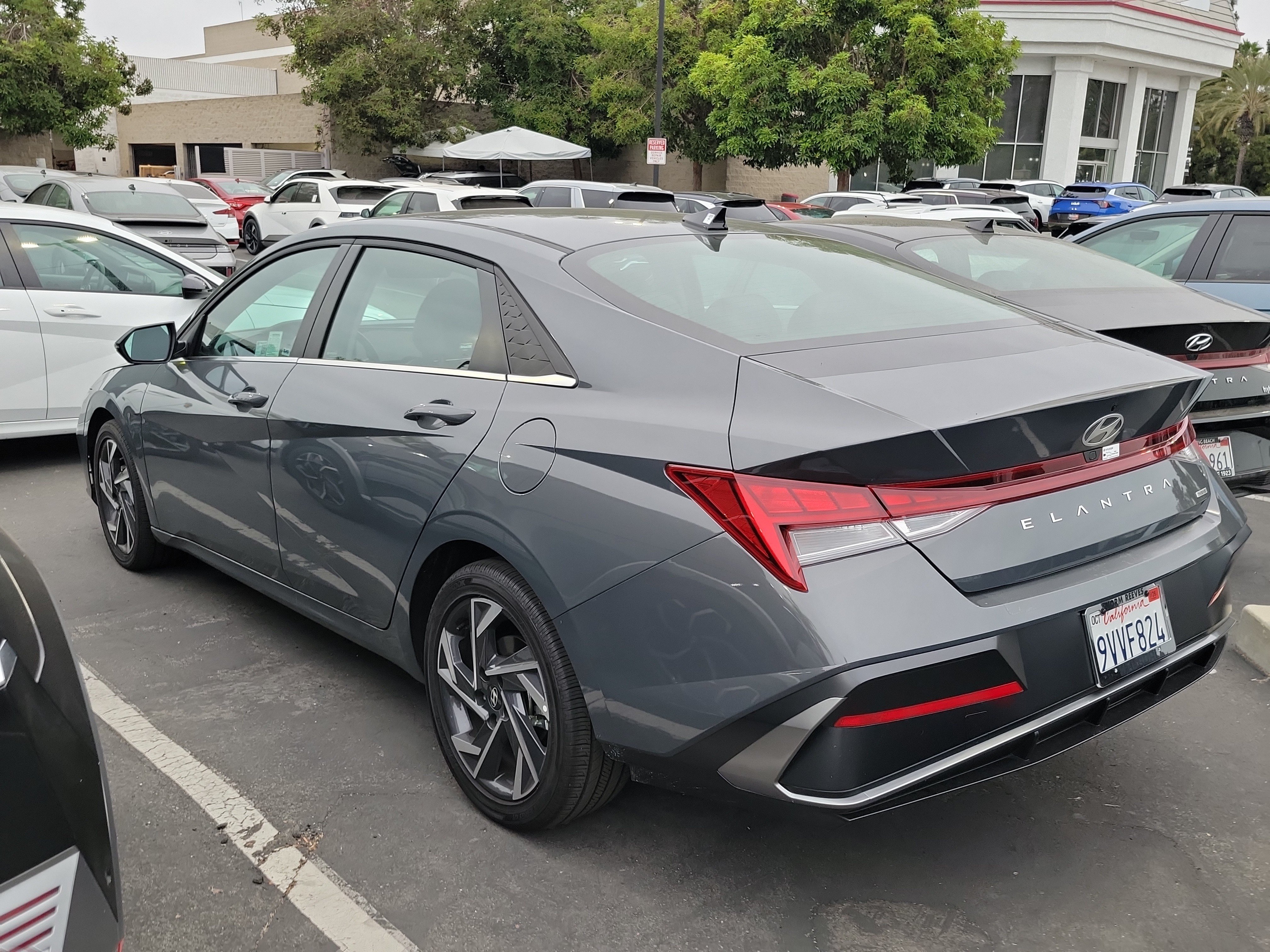 Certified Used 2025 Ecotronic Gray Hyundai Limited image 5