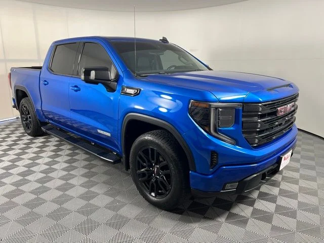 2022 GMC Sierra 4WD Crew Cab Short Box Elevation's photo